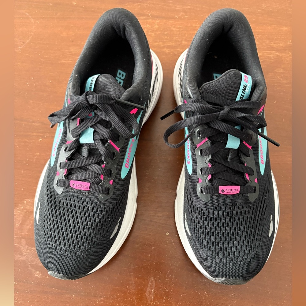 Brooks Women's Black Adrenaline GTS 23